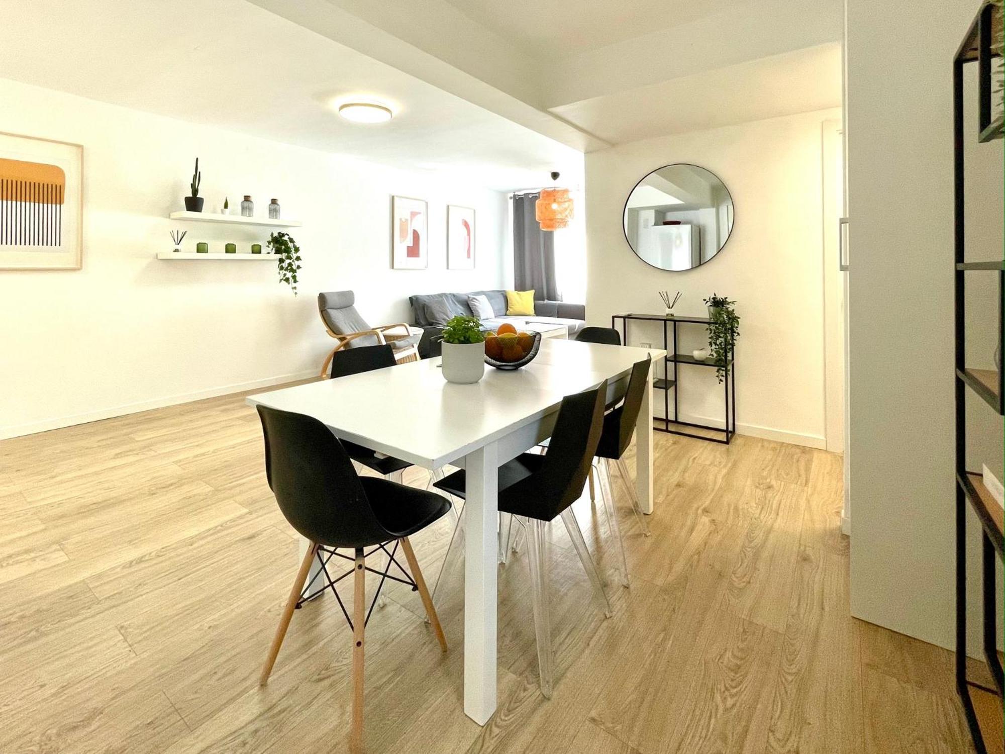 Spacious, Sunny Flat By City Of Arts & Sciences Valencia Exterior photo